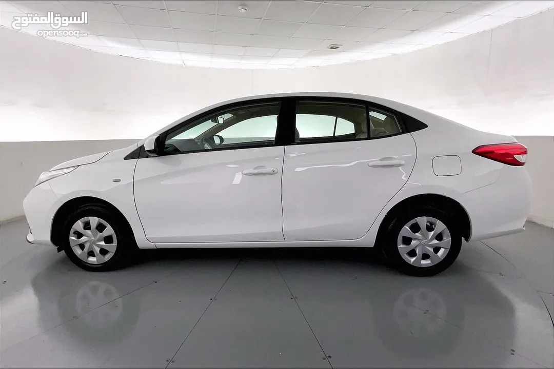 2021 Toyota Yaris SE / E  • Big Price Drop  • 1 Year free warranty • 336787