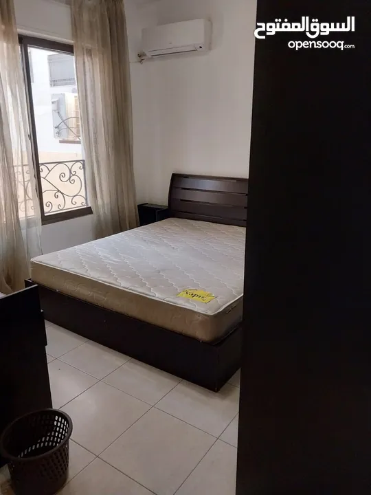 شقة مفروشة ثلاث غرف نوم في - دير غبار - و بلكونة (6716)