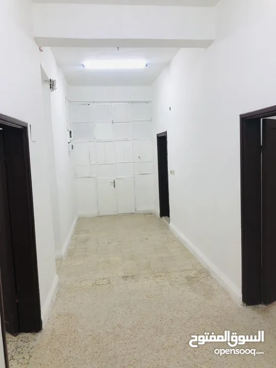 منزل مستقل (طابقين)  للبيع الزرقاء-جناعة ،مدخل منفصل لكل طابق