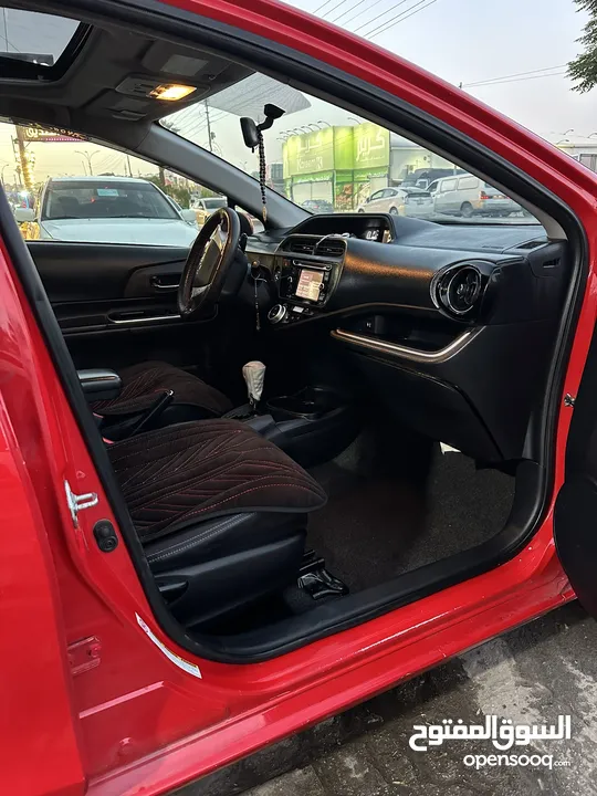 Toyota Prius C 2015