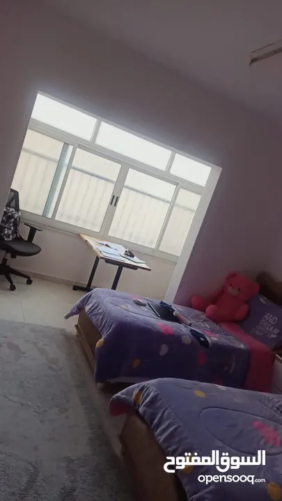 شقه للبيع بموقع مميز بسعر مناسب