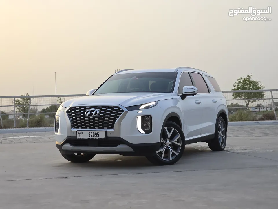 Hyundai palisade 2021 full option under warranty no accident