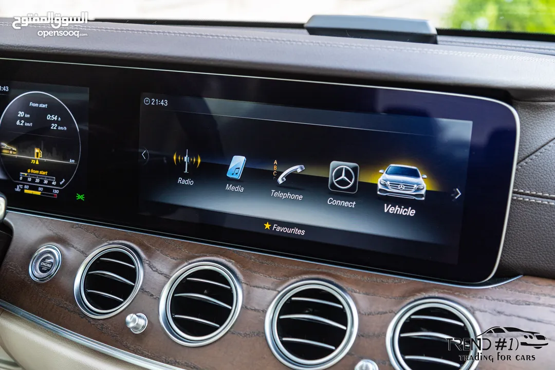 Mercedes E300 2019 Gasoline   السيارة مميزة جدا بمواصفاتها و بحالة ممتازة جدا