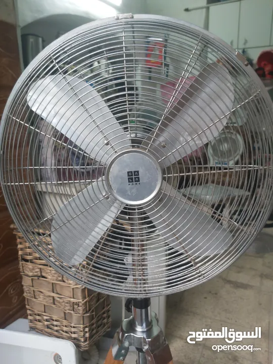 مروحه عامود حجم وسط مستعمله
