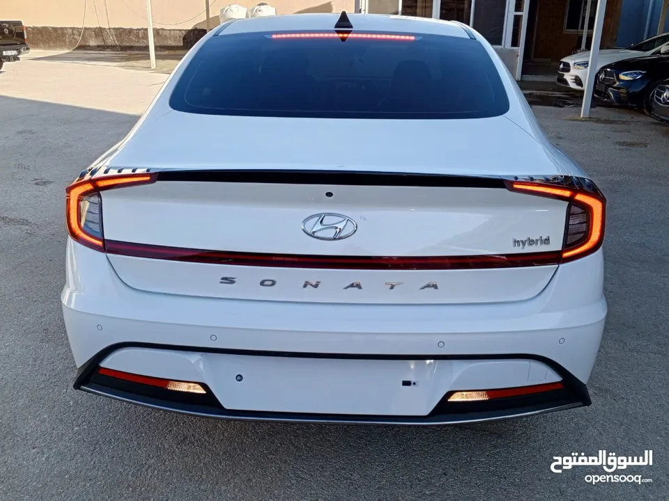 SONATA HYBRID 2020 ابيض لؤلؤي كوري  عداد 32 الف كيلو