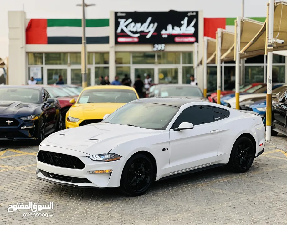 FORD MUSTANG GT