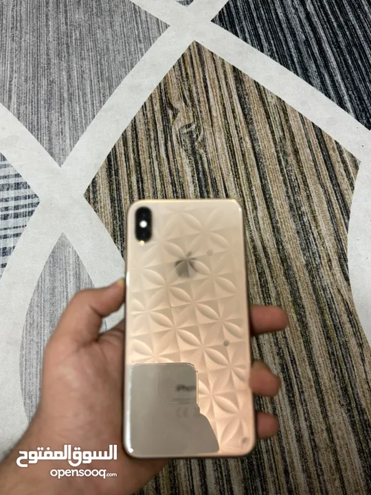 ايفون xs max