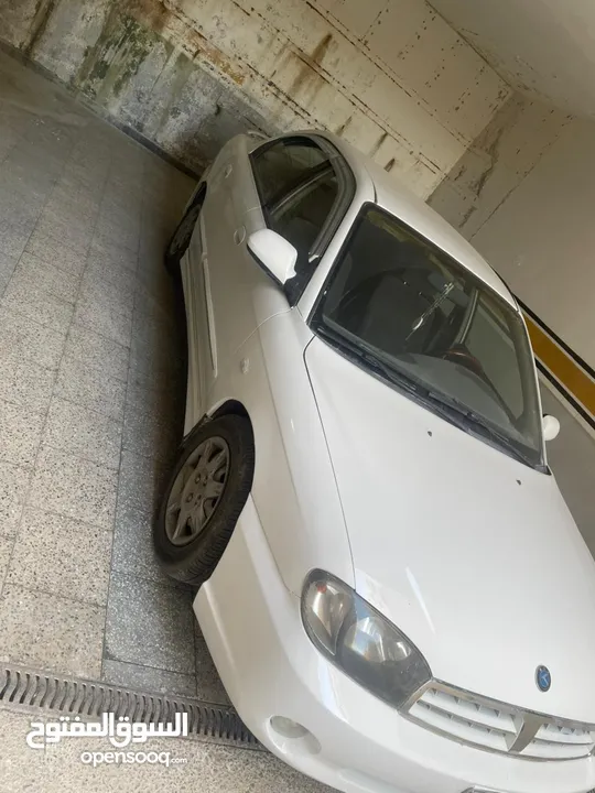كيا سبيكترا 2002 بسعر ممتاز 3000د ، ليست بحاجة لأي نوع من انواع الصيانة