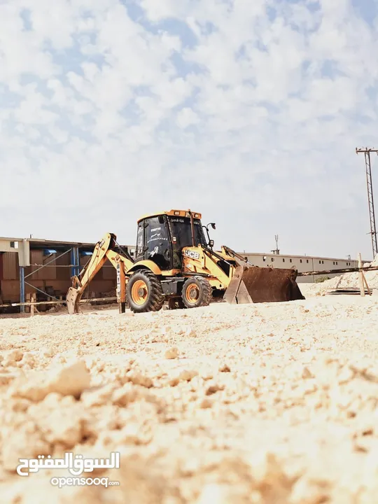 جي سي بي حفارة جرافة Jcb للايجار  باكو لودر جيسبي جسبي جبسي حفاره اليومي أو للبيع
