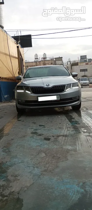 اوكتافيا للبيع او البدل