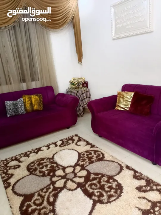طقم كنب ( غرفة جلوس)