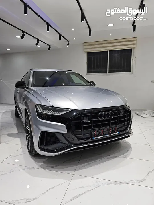 AUDI Q8 2019
