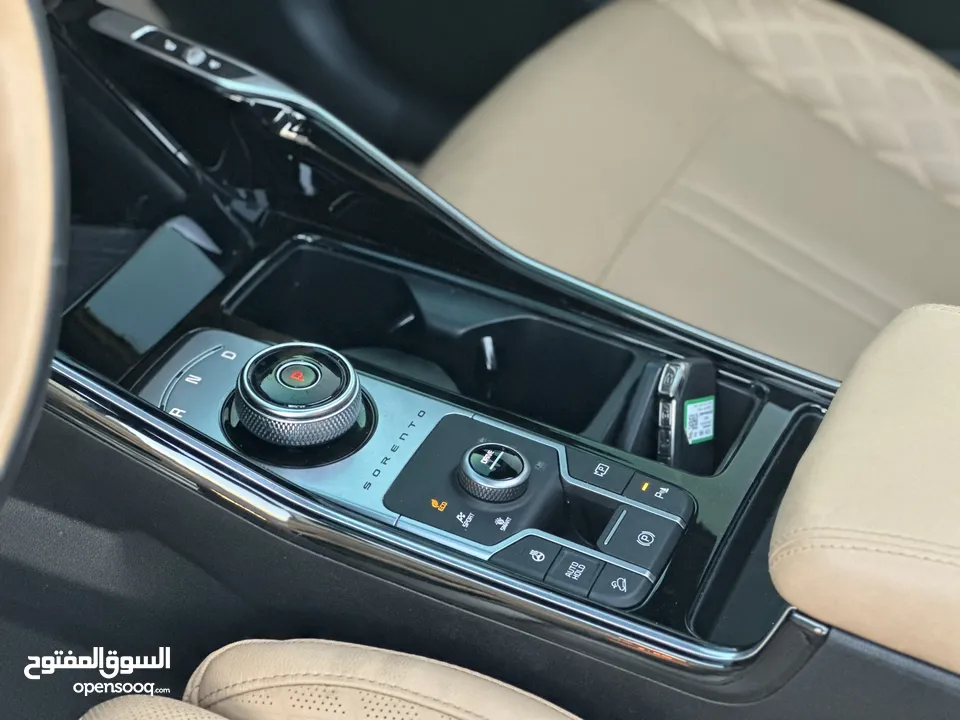 كايا سورينتو 2023 فل الفل  فتحة سقف بانوراما  4x4 ///240Hp بنزين + كهرباء  ( Haybrid) 1600cc