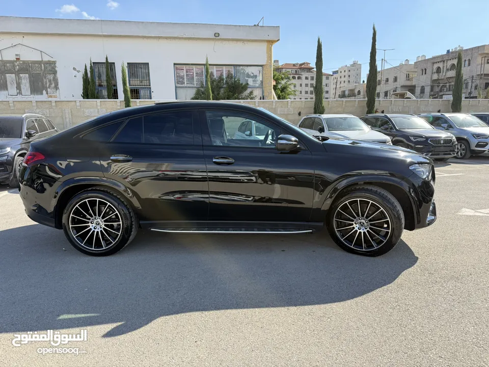 مارسيدس GLE 350 de ترخيص 2022 محرك 2000 هايبرد plug in(ديزل+كهرباء) جير أوتوماتيك 314 حصان