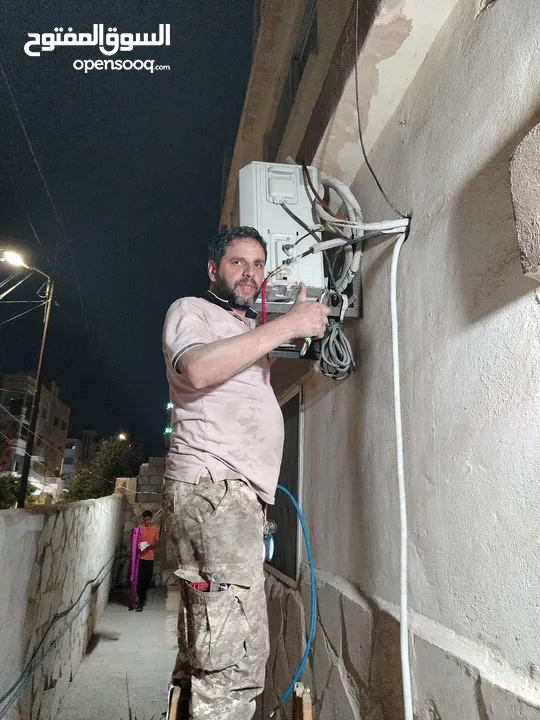 فك وتركيب ونقل وتعبئة المكيفات غاز انفيرتر وعادي وشغل مكفول بإذن الله