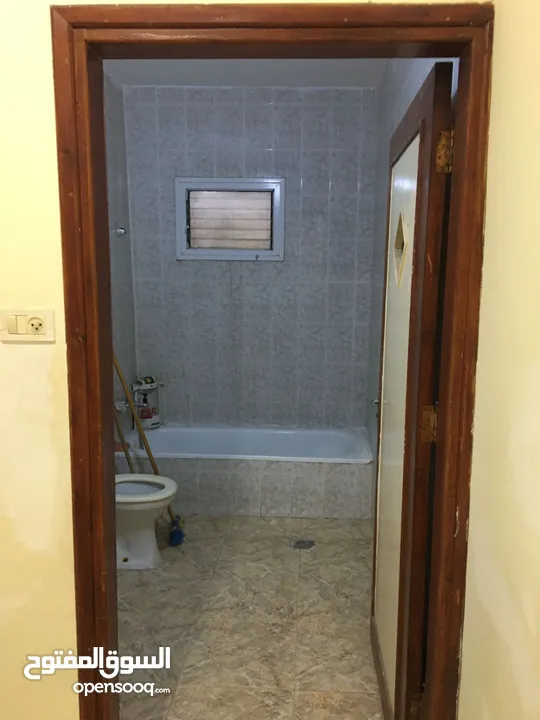 شقة للبيع في المساكن الشعبية