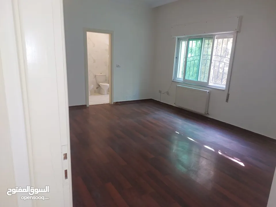 شقة ارضية في دير غبار للبيع - ref : 14405