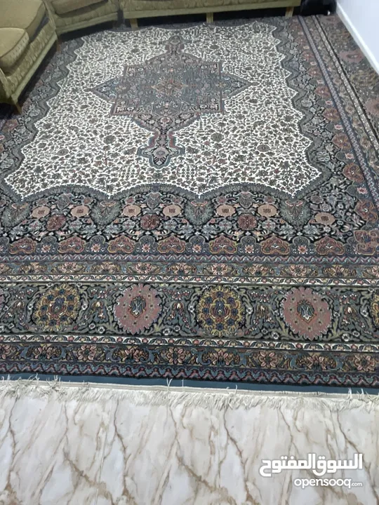 للبيع كورنر