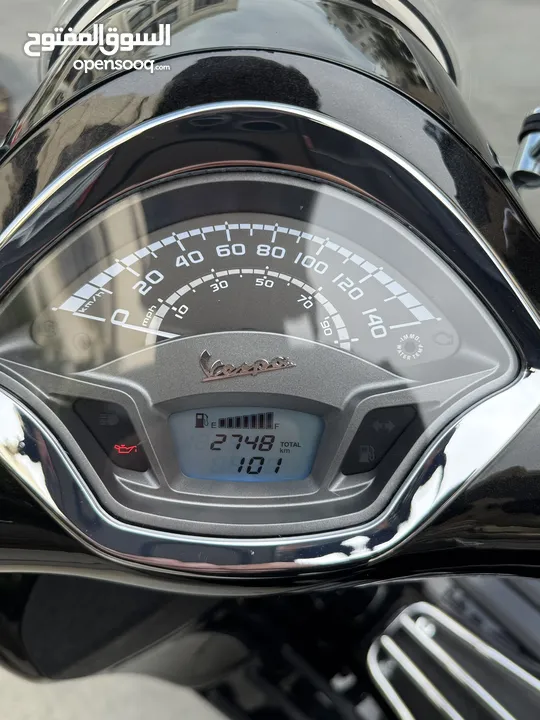 Vespa PIAGGIO GTS300 / Super clean / Black