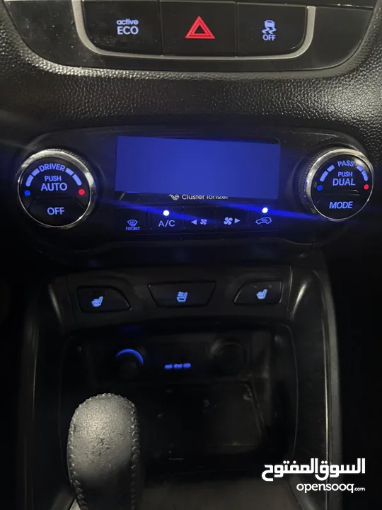 Hyundai tuscon