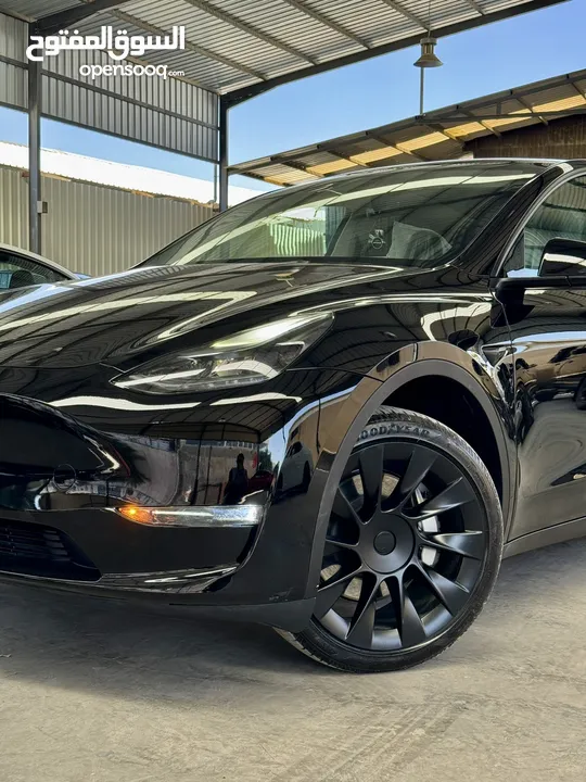 Tesla Model Y 2023 ( LONG RANGE DUAL MOTOR ) , 22 الف مايل ، فحص كامل ، ايرباج مغلق