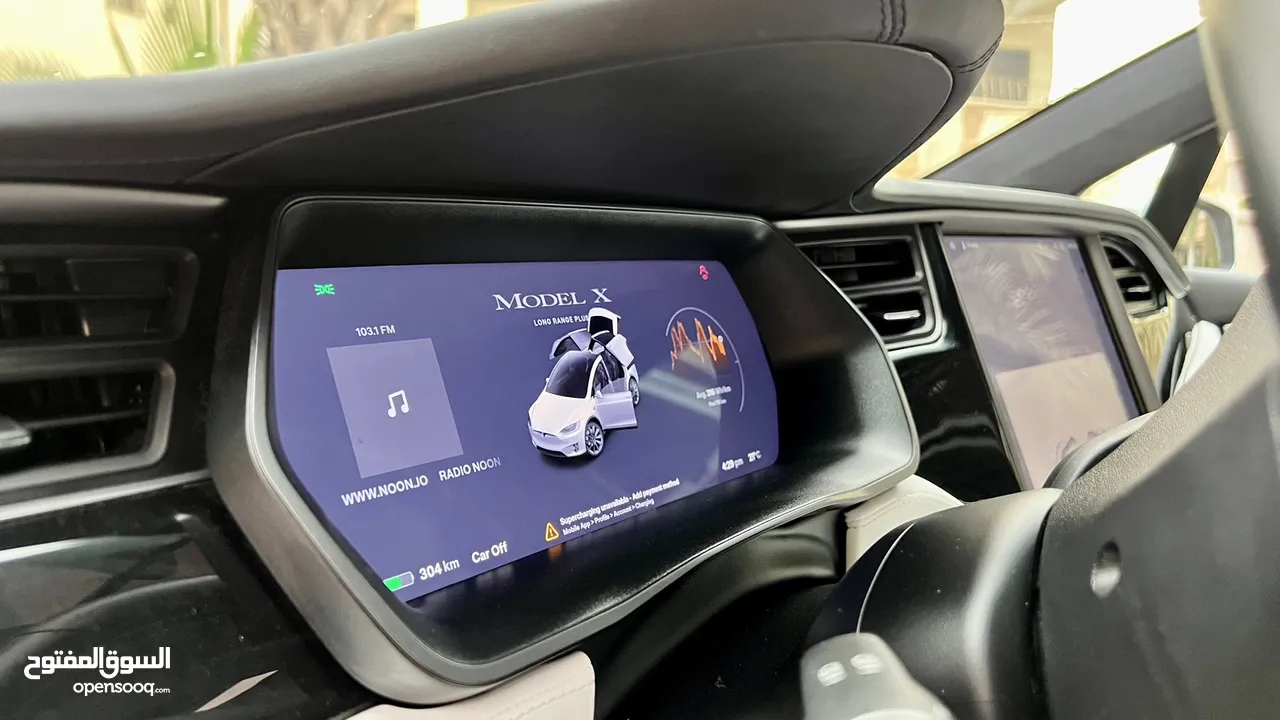 Tesla model X 2020