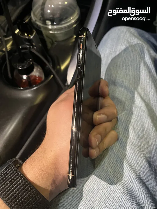 iPhone 11 pro max (256)giga