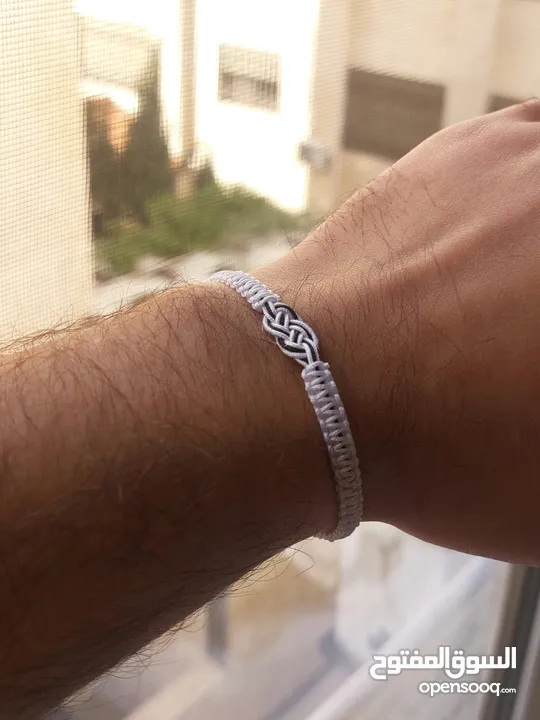 اساور خيوط شغل يدوي handmade ديزاينات مختلفة وحسب الطلب bracelets