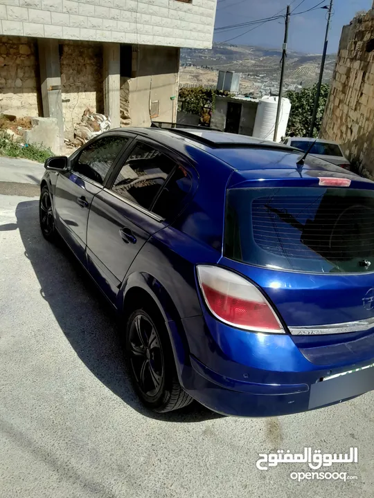 اوبل استرا