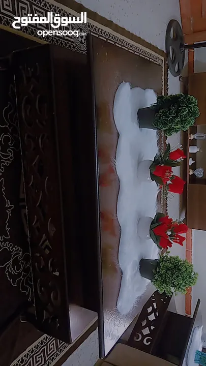طاولة كبير مع 2 صغار
