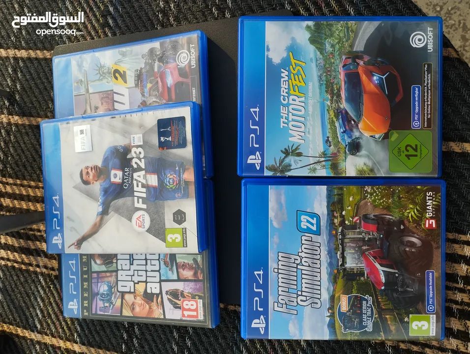 PS4  للبيع بحالة ممتازة جدا