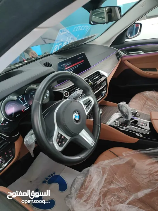 للبيع أو البدل  BMW 530e M 2019 فخامة الهايبرد بتجهيزات مميزة!