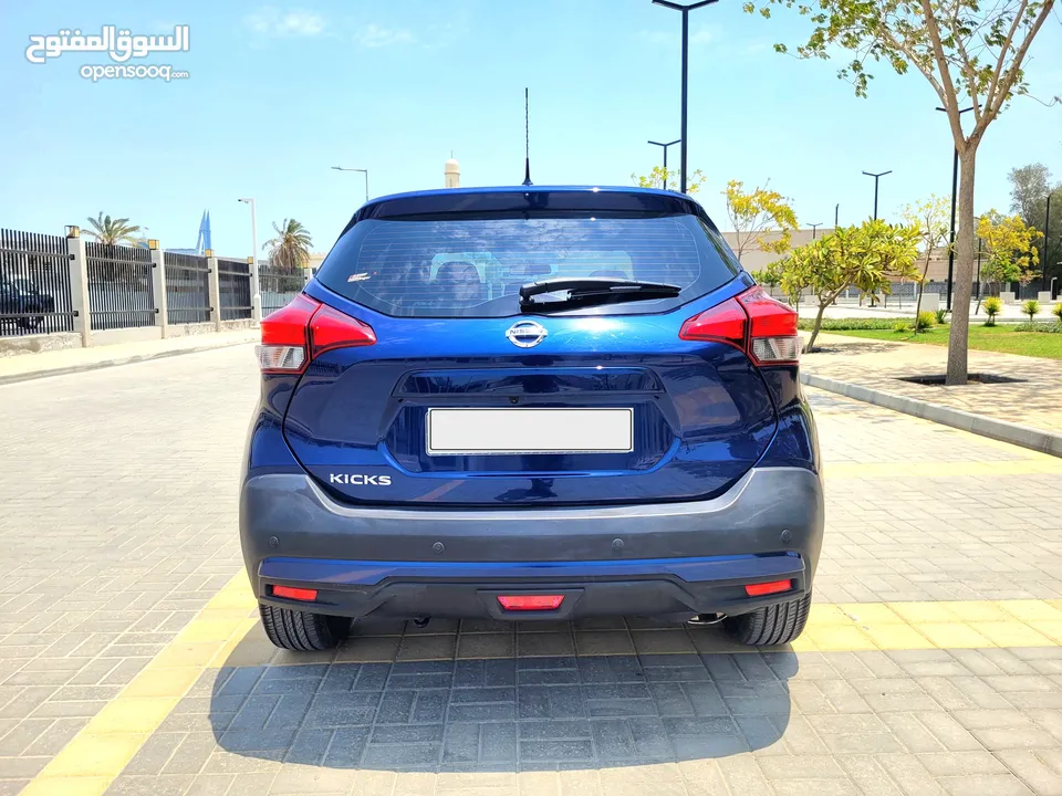 NISSAN KICKS  MODEL 2020 LOW KILOMETERS FULL COVER INSURANCE CAR FOR SALE URGENTLY