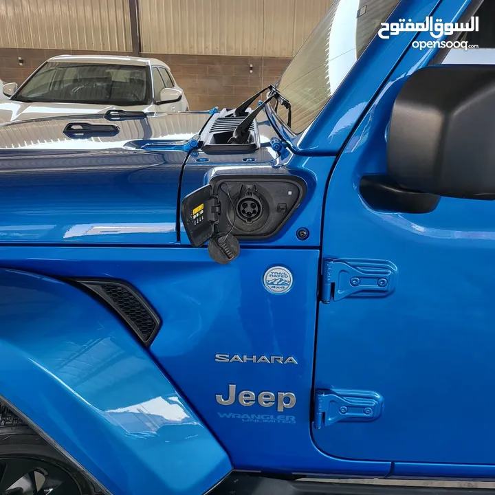 Jeep wrangler 4xe 2021 hybrid plug-in  2000c turbo charger 375 hp