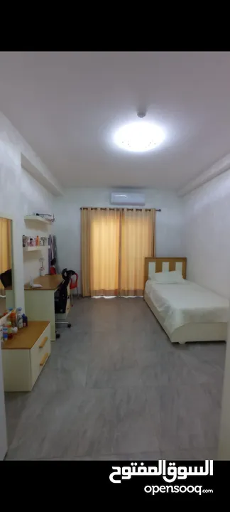 عملرة vip ستوديو للبيع
