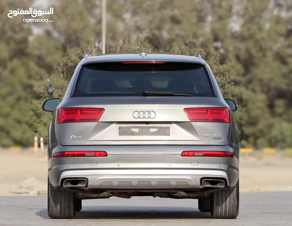 Audi Q7 40 TFSI quattro 2017 V4  GCC, accident-free in excellent condition service history from Audi