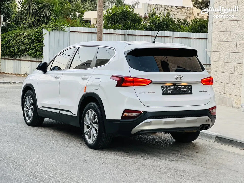 هوندااااي سنتافيه 2019 مطور 2000 ديزل 4*4  ست ركاب بدون فتحه بسعرررر حرق ع الكاش فقط 96 الف