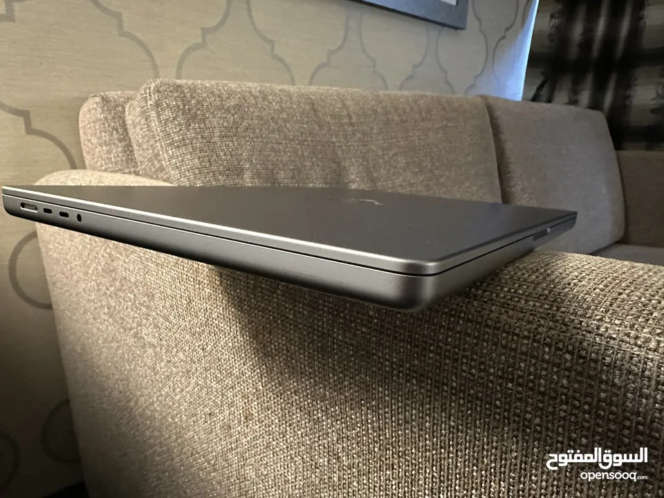 2021 MacBook M1 Pro 16inch بحال الوكالة بطارية 99٪؜