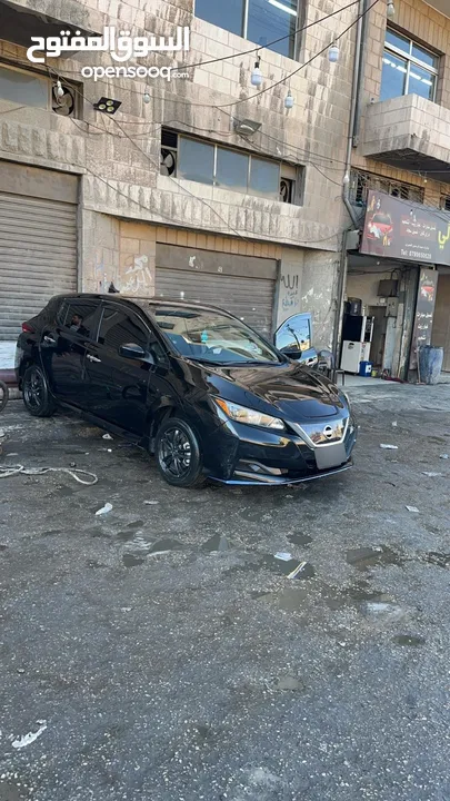 نيسان ليف 2020