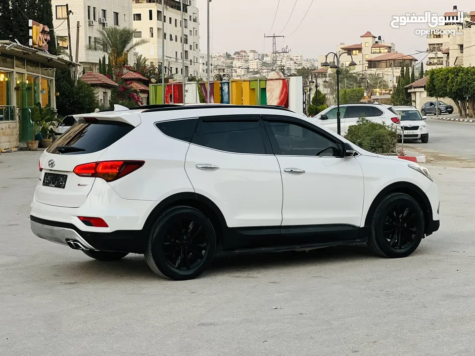 سانتافيه للبيع بسعر مميز