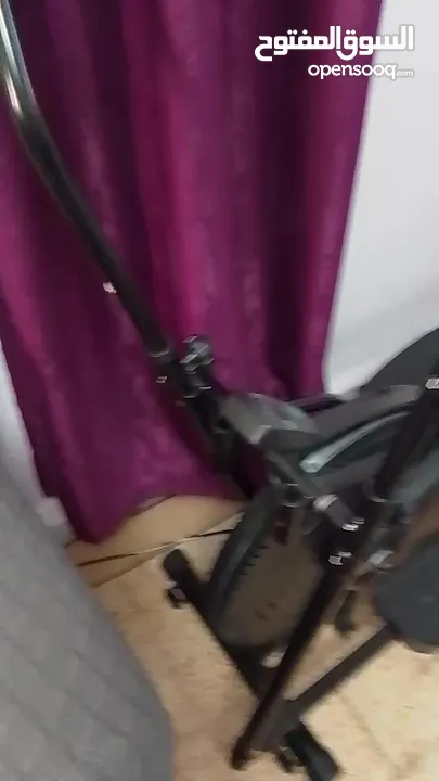 جهاز رياضي مع الزيت تاعو