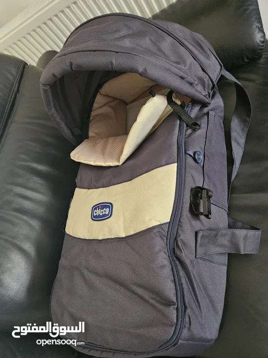 كوت اطفال نوع chicco