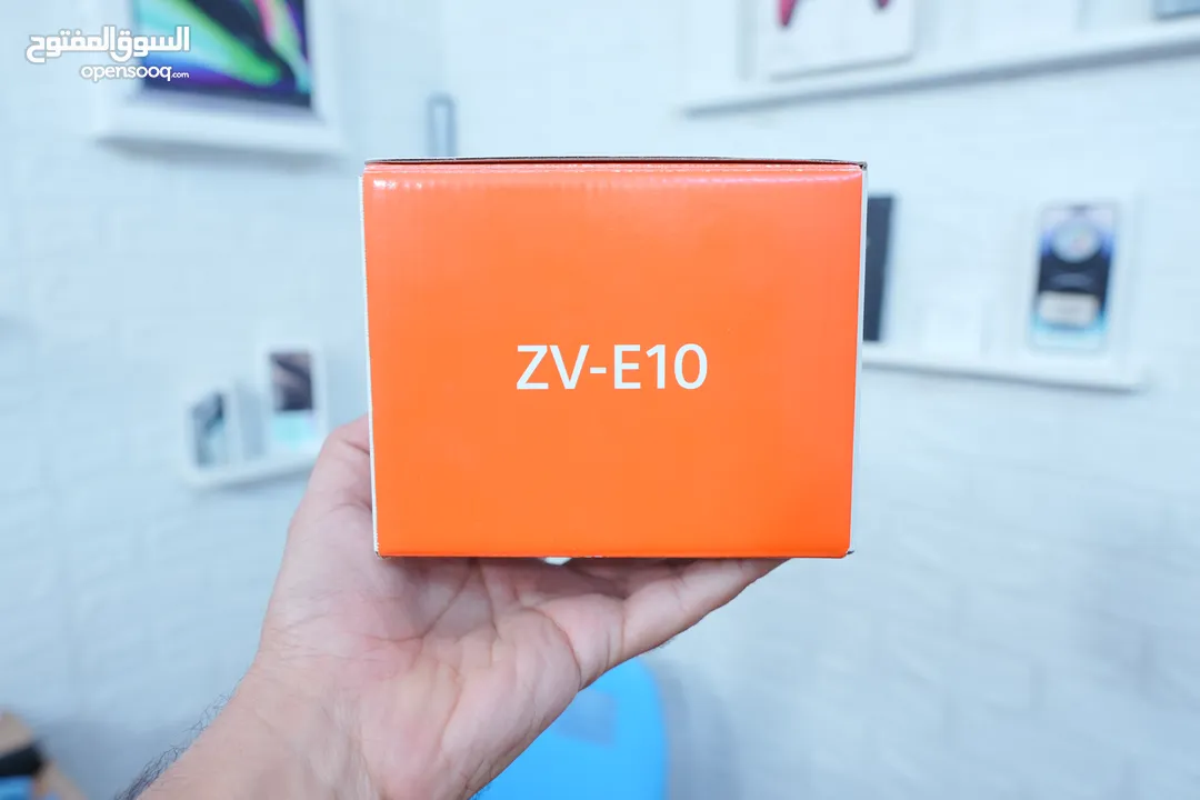 Sony ZV-E10 نظيفة فول استعمال قليل مع هدايا