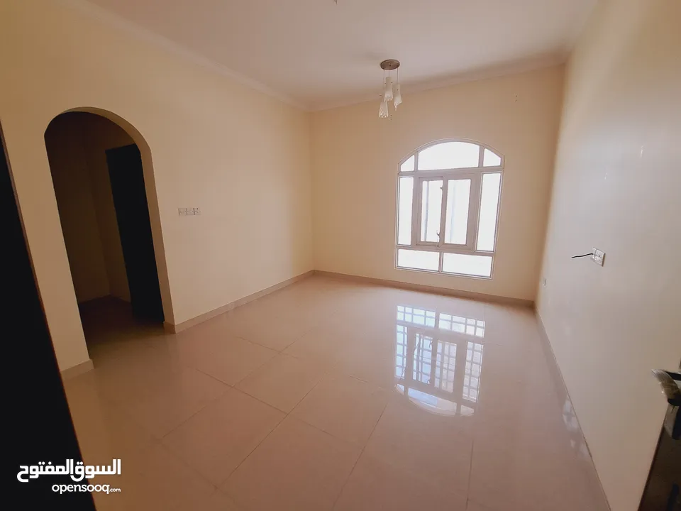 فيلا للايجار بوشر قريب مجمع السلطان قابوس الرياضي-Villa for rent in Bousher, near Sultan Qaboos Spor