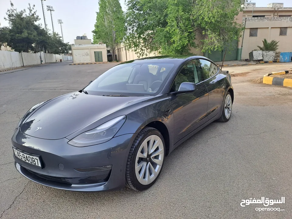 تيسلا 3 موديل 2022 Tesla model 3 stander plus