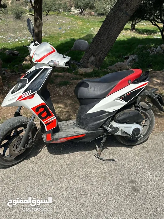 Aprilia 22