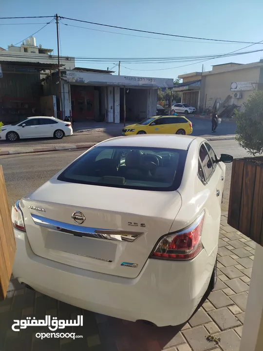 Nissan ALTIMA 2.5s  موديل 2015 ترخيص2014
