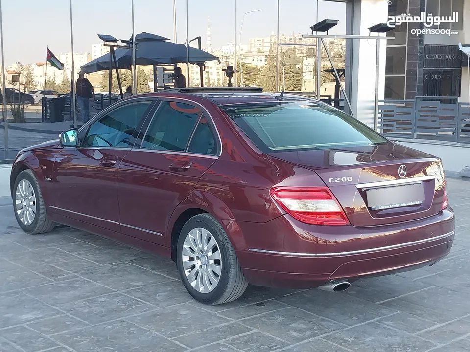 Mercedes-Benz C200 وارد الوكالة و صيانة الوكالة