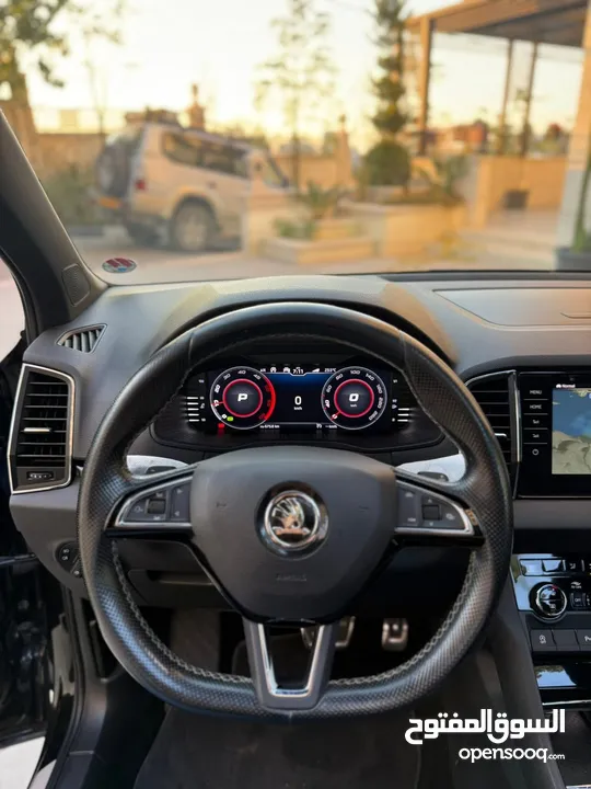 ŠKODA KAROQ SPORT LINE 4X4  .  2019/2020