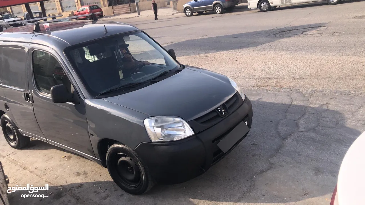 بيجو فان موديل 2009  ماتور 1400 بنزين اقتصادي  بارتير